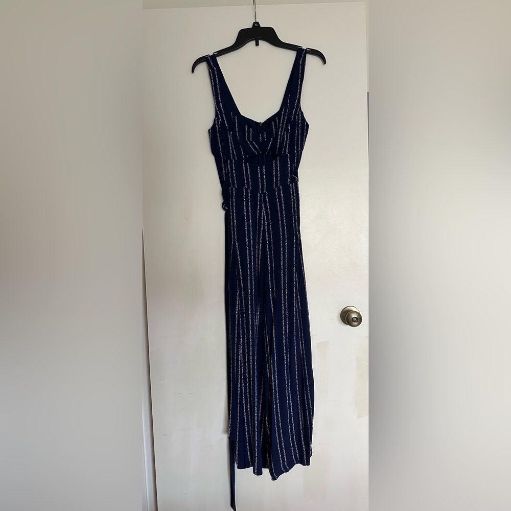 Patterned jumpsuit. Excellent condition! - Picture 2 of 5